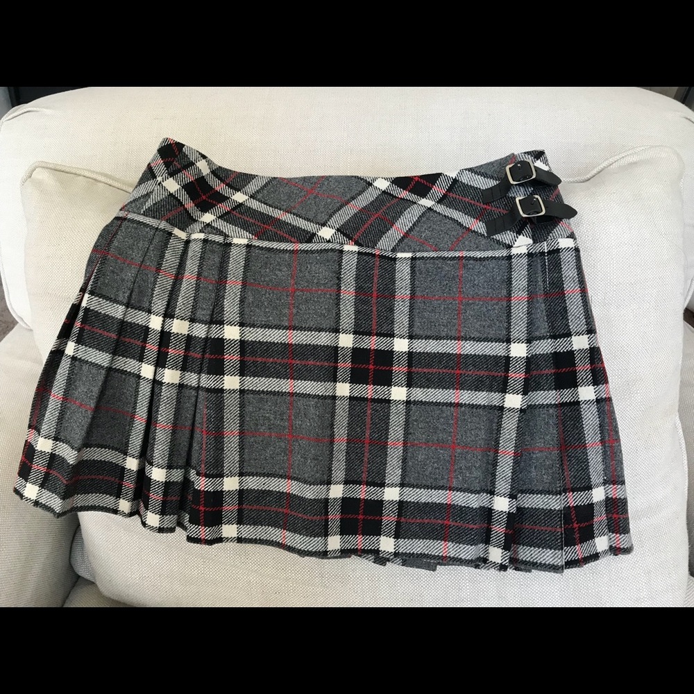 Plaid schoolgirl mini skirt, kilt detailing